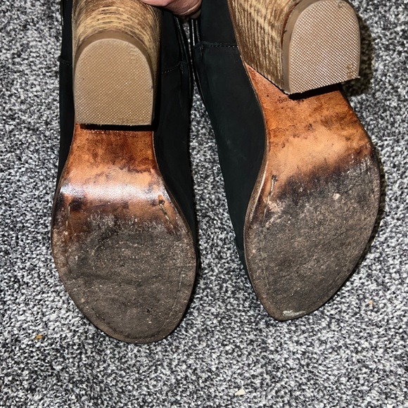 Rag & Bone HARROW Bootie Ankle Boot Women's US 8.5 EU 38.5 Black suede Leather. - Picture 9 of 15